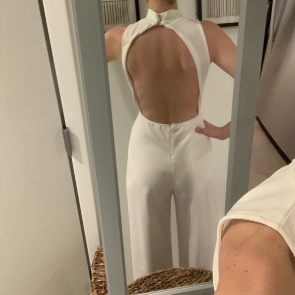 White jumpsuit - Picture 3 of 7